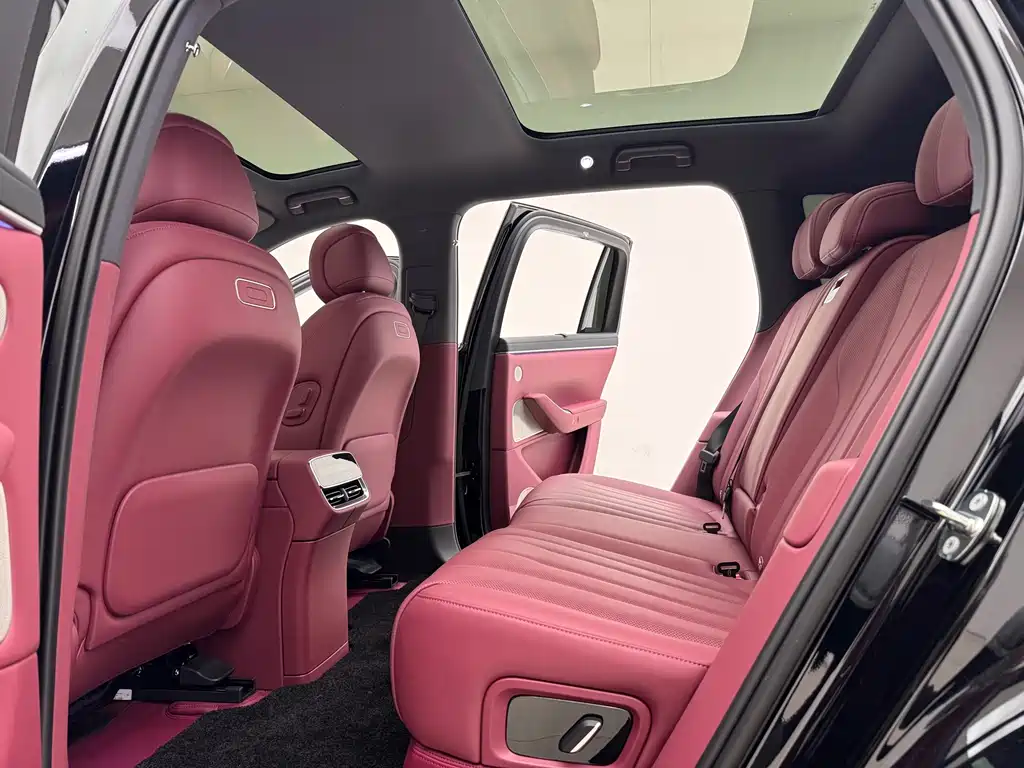 AITO ASK THE WORLD M7