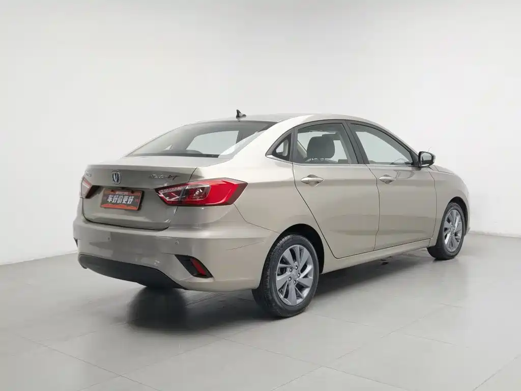 Changan Eado DT — миниатюра 2