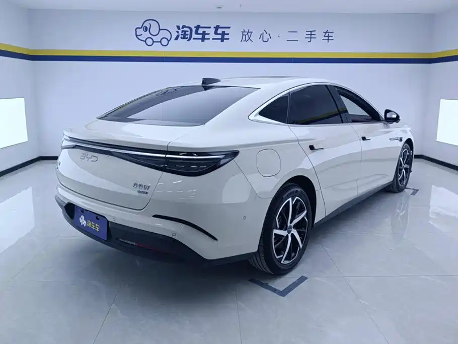 BYD Seal 07 DM-i — миниатюра 3