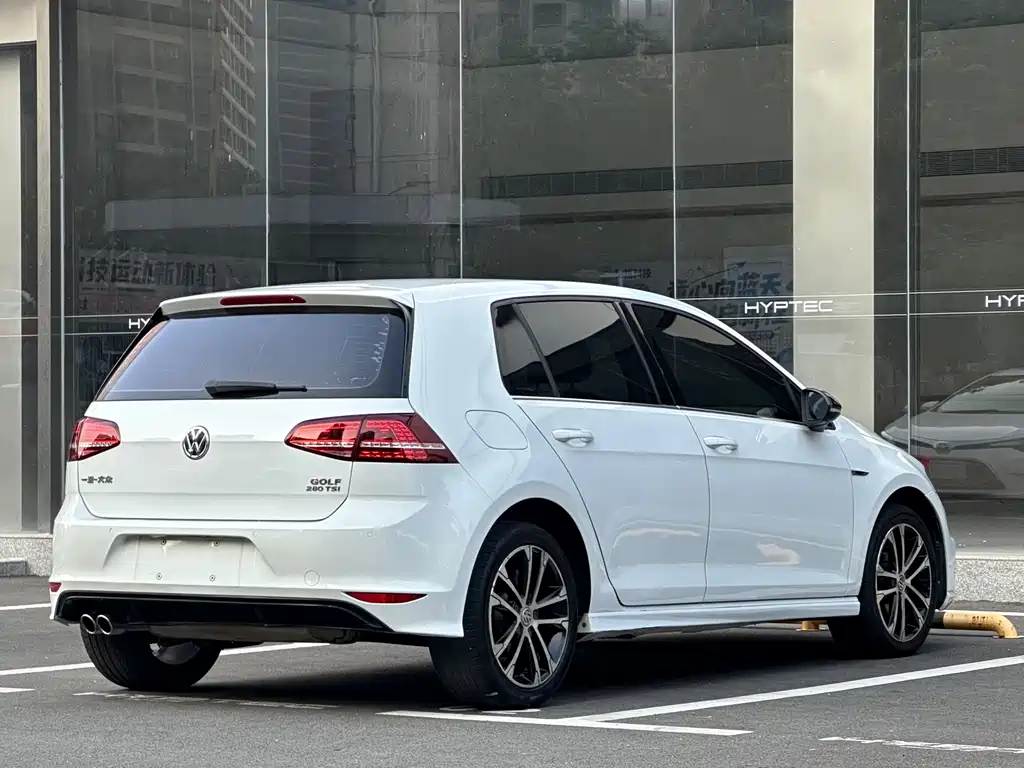 Volkswagen Golf — миниатюра 10