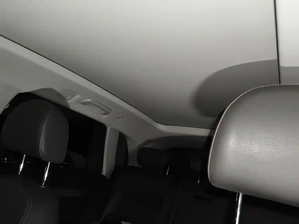 Audi Q5L — миниатюра 14