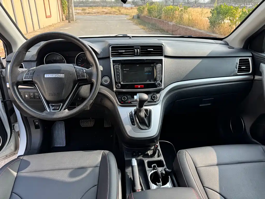 Haval M6 — миниатюра 9