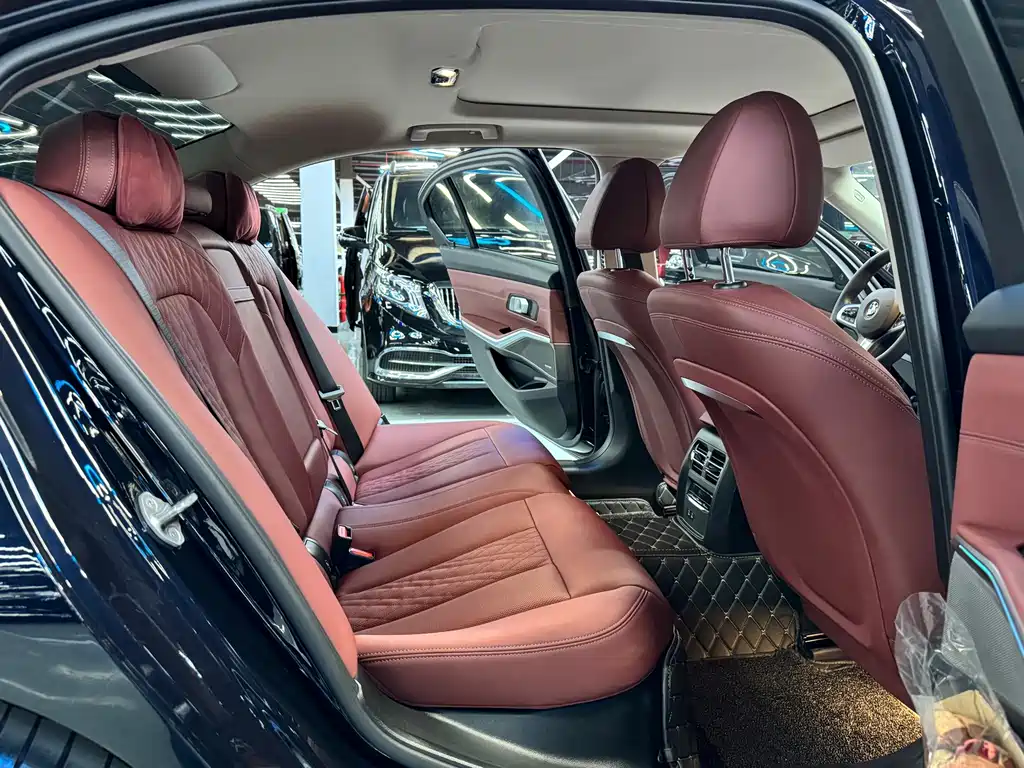 BMW 3 Series — миниатюра 9