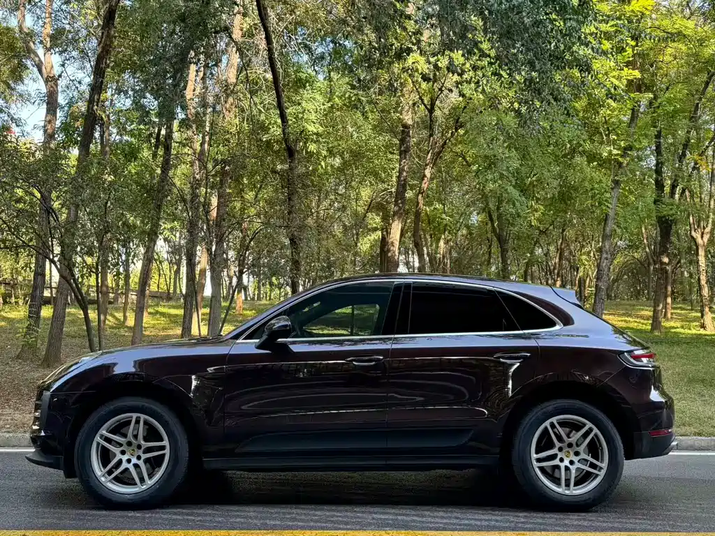 Porsche Macan — миниатюра 15