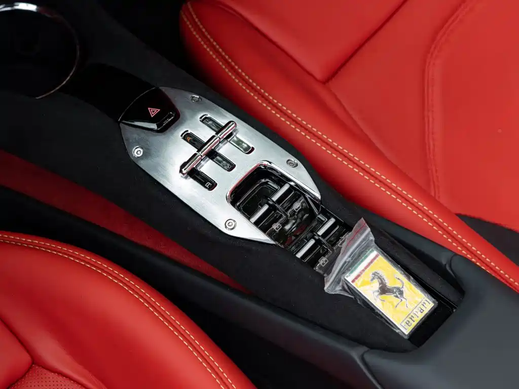 Ferrari 296 — миниатюра 13