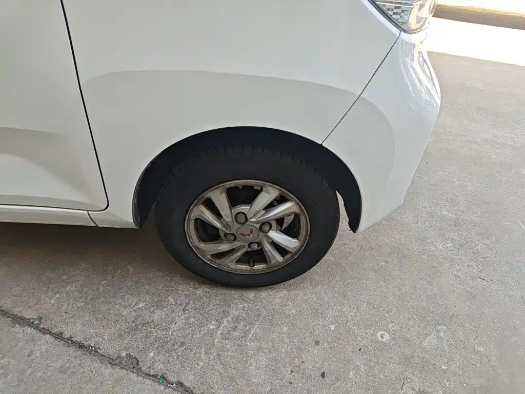 Wuling MINIEV — миниатюра 25
