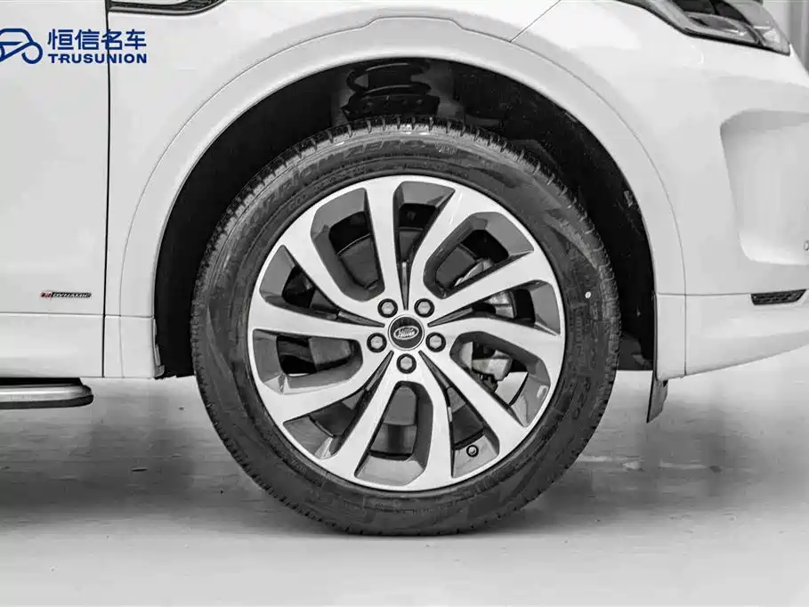 LAND ROVER DISCOVER SPORTS