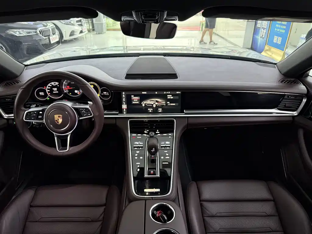 Porsche Panamera — миниатюра 9