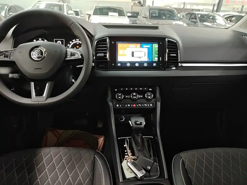 Skoda Karoq — миниатюра 13