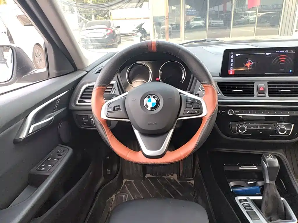 BMW 1 Series — миниатюра 11
