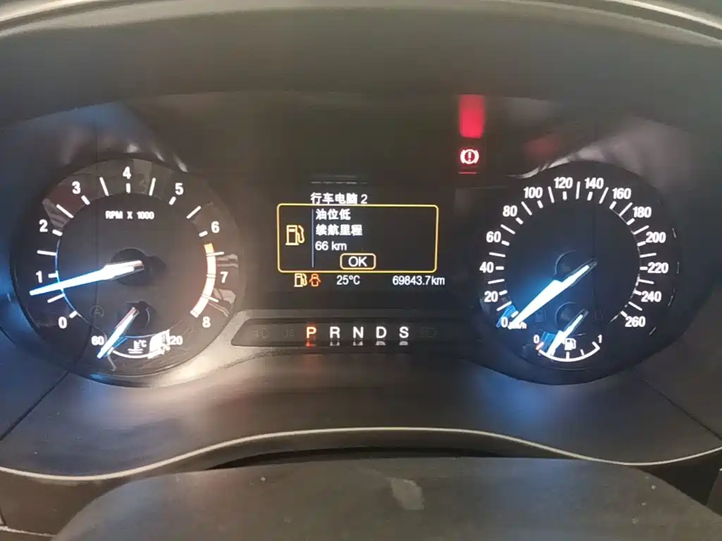 Ford Mondeo — миниатюра 12