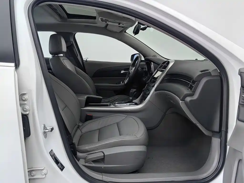 Chevrolet Malibu — миниатюра 23