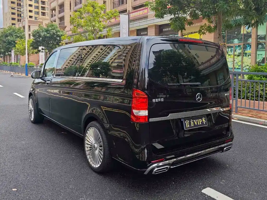 Mercedes-Benz Vito 2018 2.0T Elite 7 мест V
