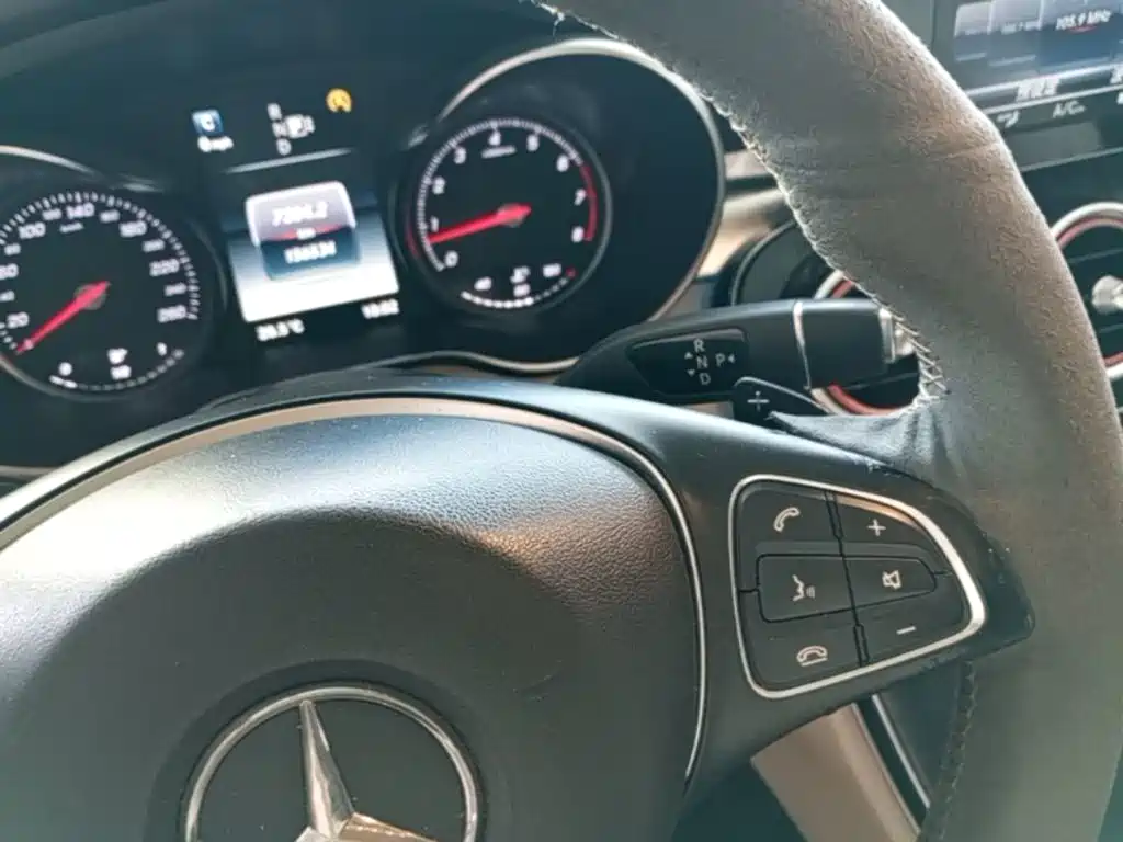 Mercedes-Benz C-Class — миниатюра 14
