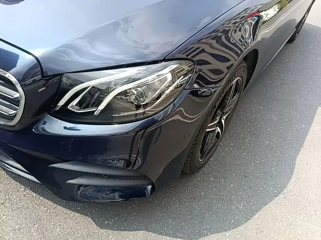 Mercedes-Benz E-Class (Import) — миниатюра 24