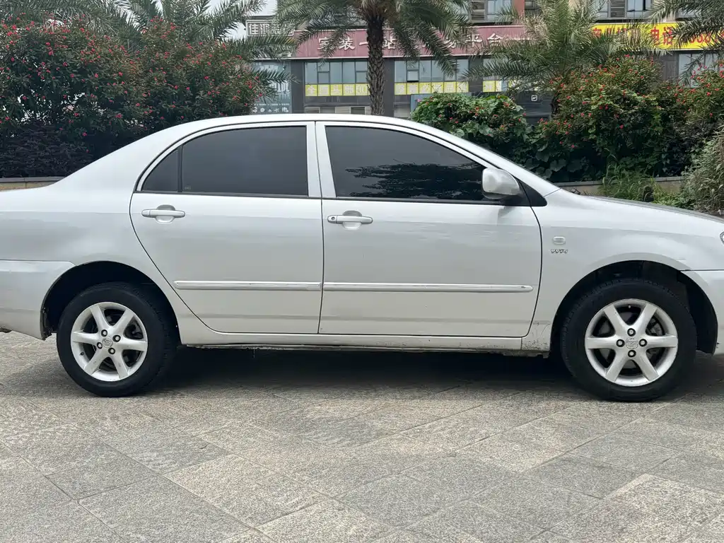 Toyota Corolla — миниатюра 4