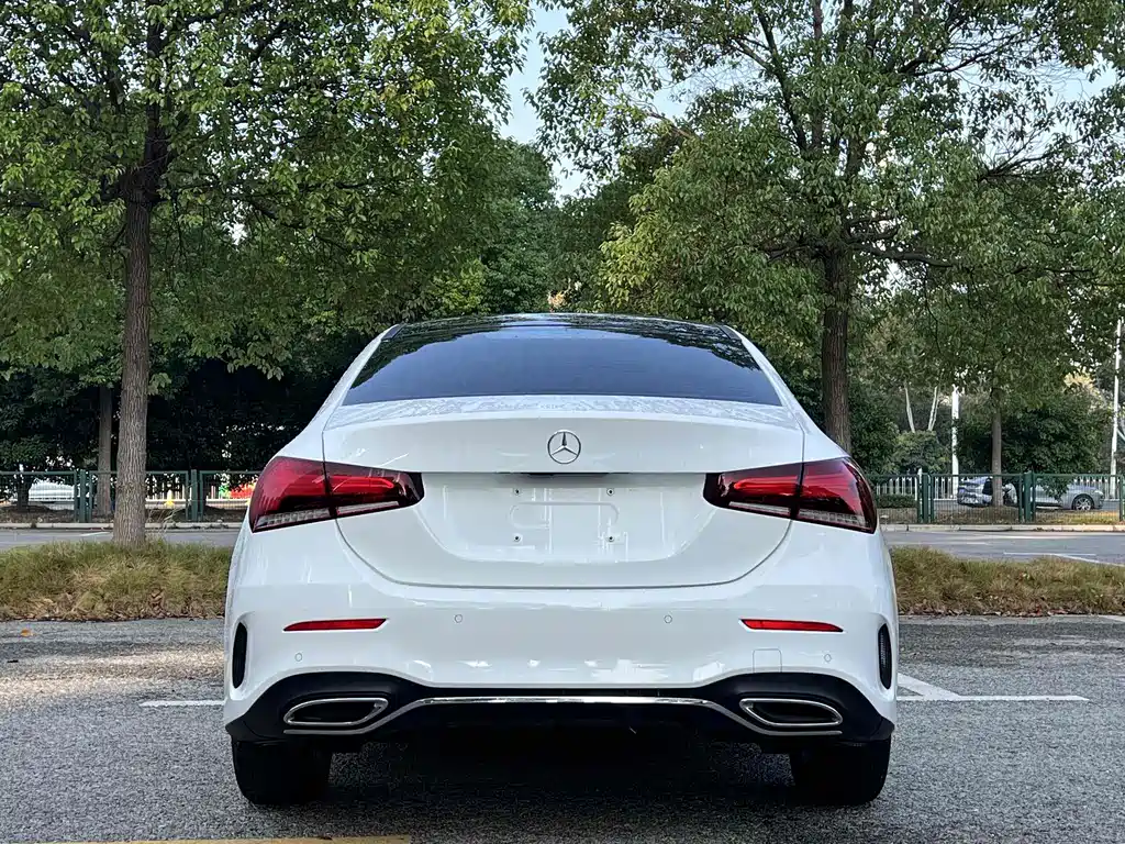 Mercedes-Benz A-Class — миниатюра 8