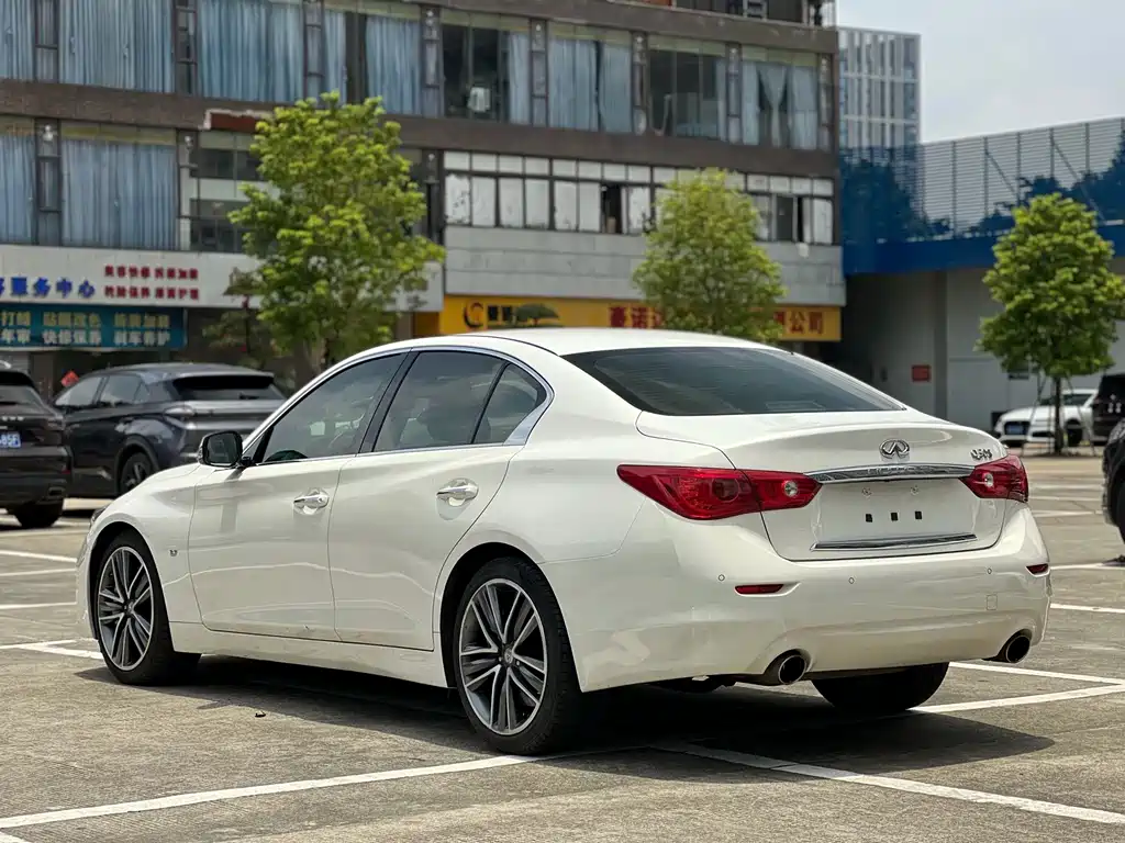 Infiniti Q50 — миниатюра 6