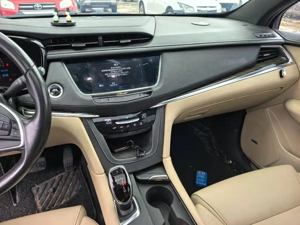 Cadillac XT5 — миниатюра 15