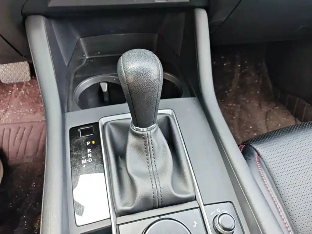 Mazda 3 Axela — миниатюра 14