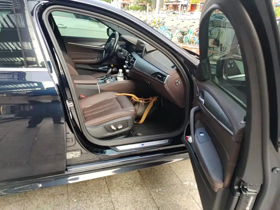 BMW 5 Series 5 2023 530Li Lead M Sport