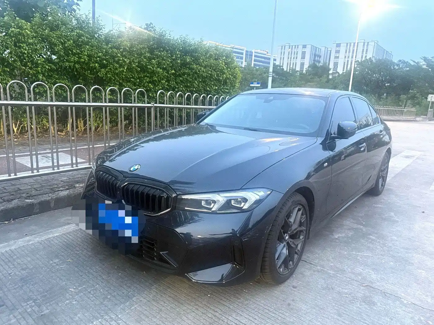宝马3系 2025款 330Li M运动曜夜套装 2025