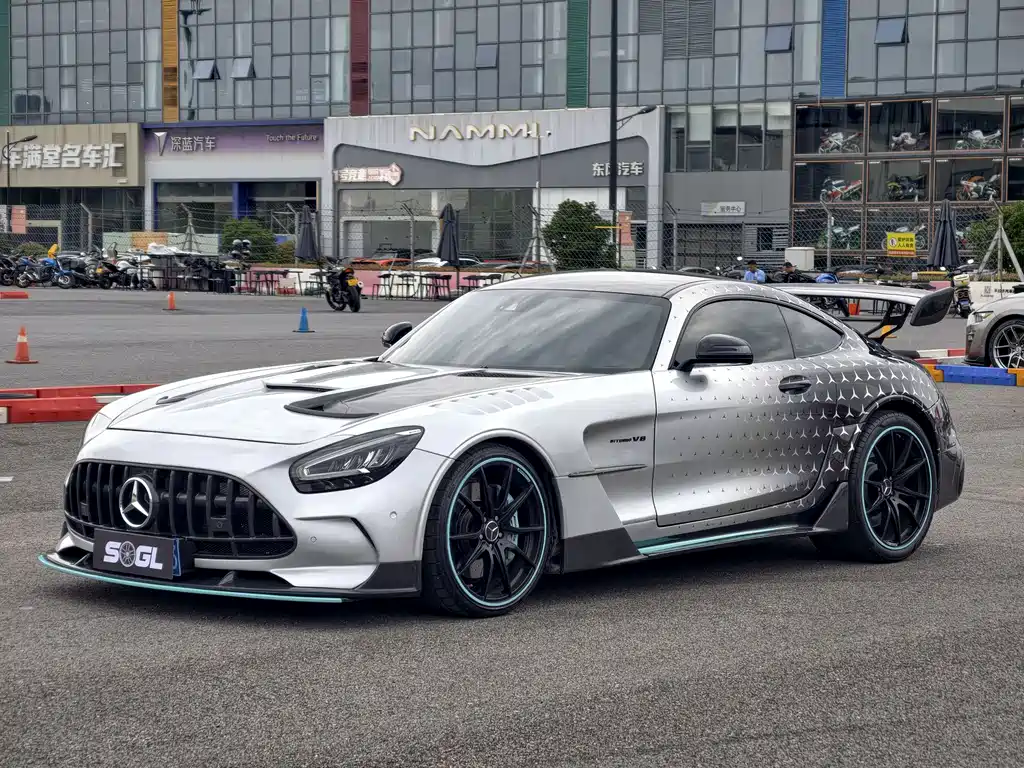 Купить Mercedes-Benz AMG GT