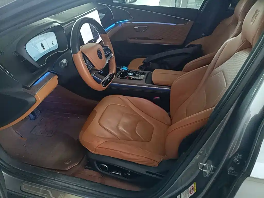 BYD Han — миниатюра 15