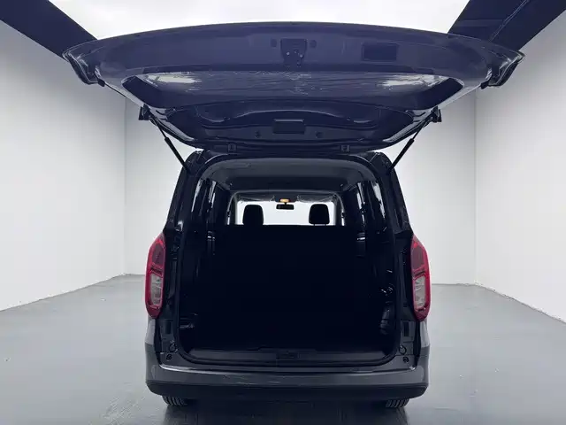 Wuling Hongguang EV — миниатюра 13