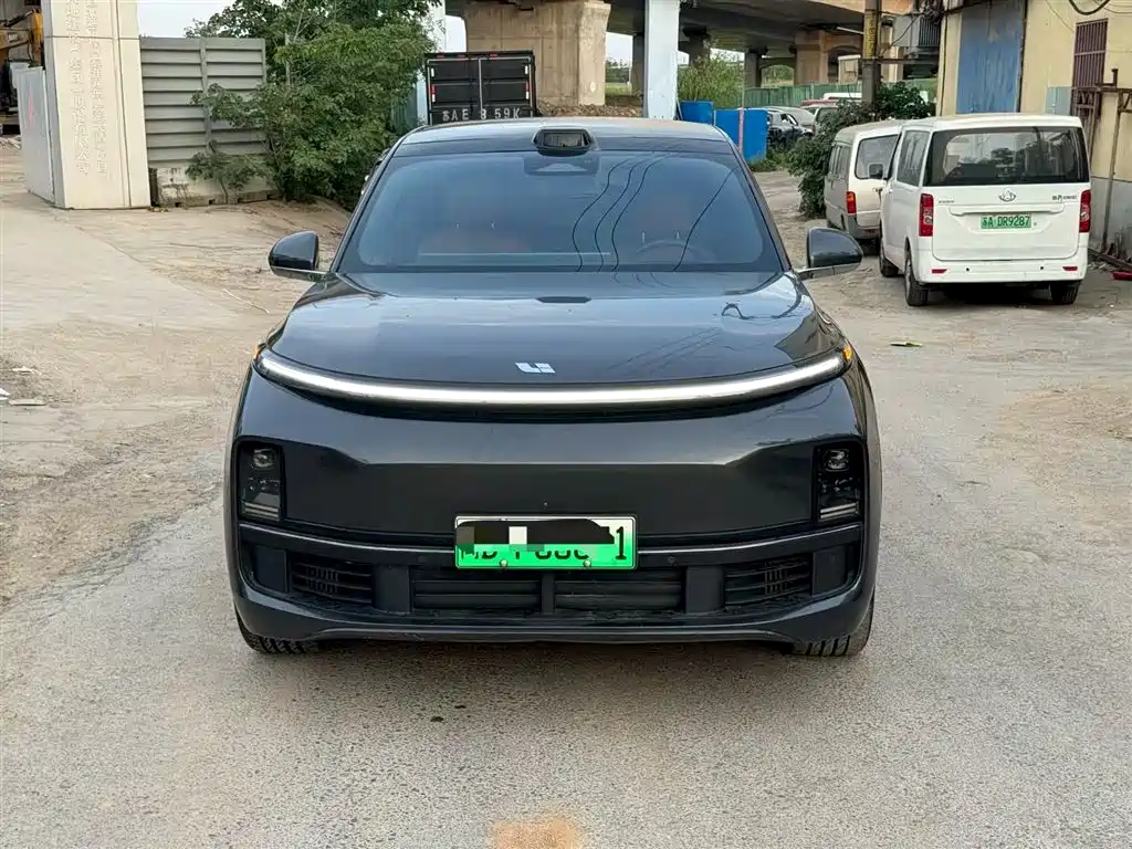 Li Auto Li L8 2023