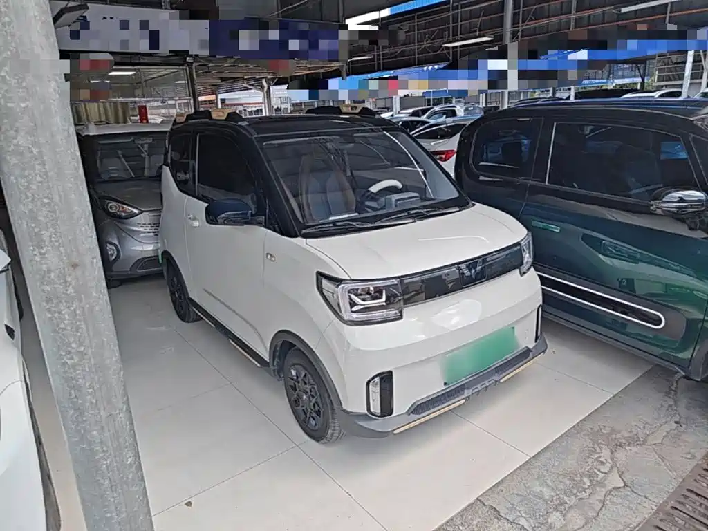 Wuling MINIEV — миниатюра 4
