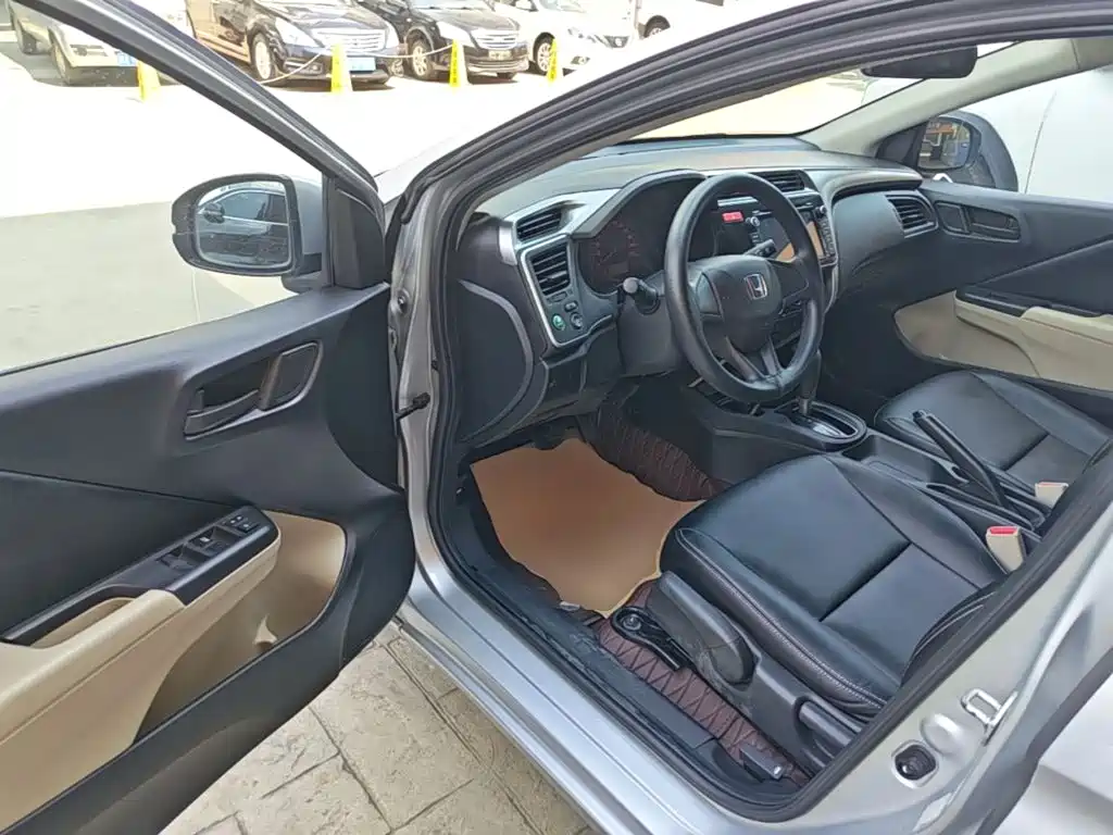 Honda City — миниатюра 16