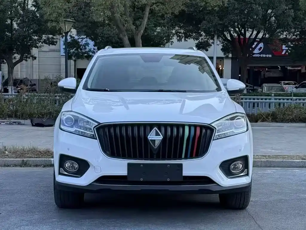 Borgward BX7 — миниатюра 2