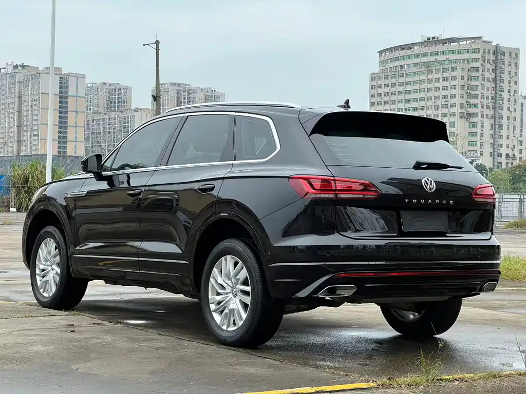 Volkswagen Touareg — миниатюра 7