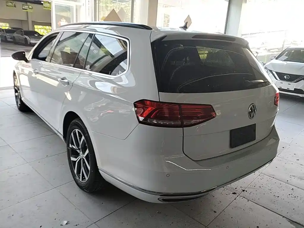 Volkswagen Viloran — миниатюра 5