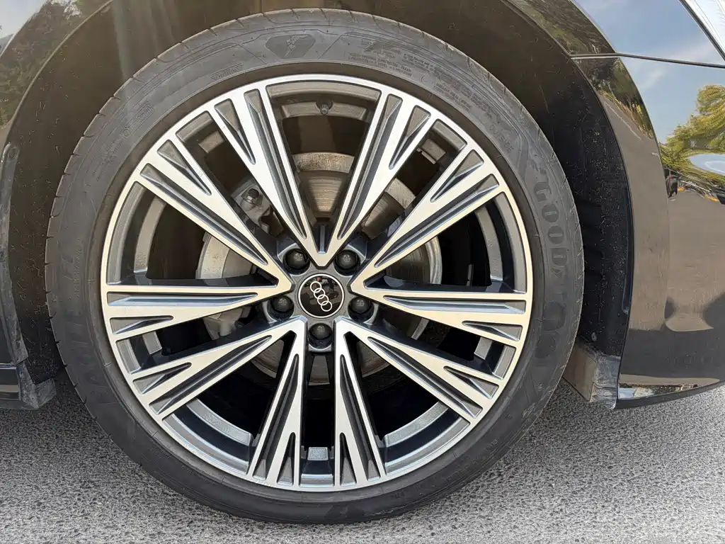 Audi A6L — миниатюра 16