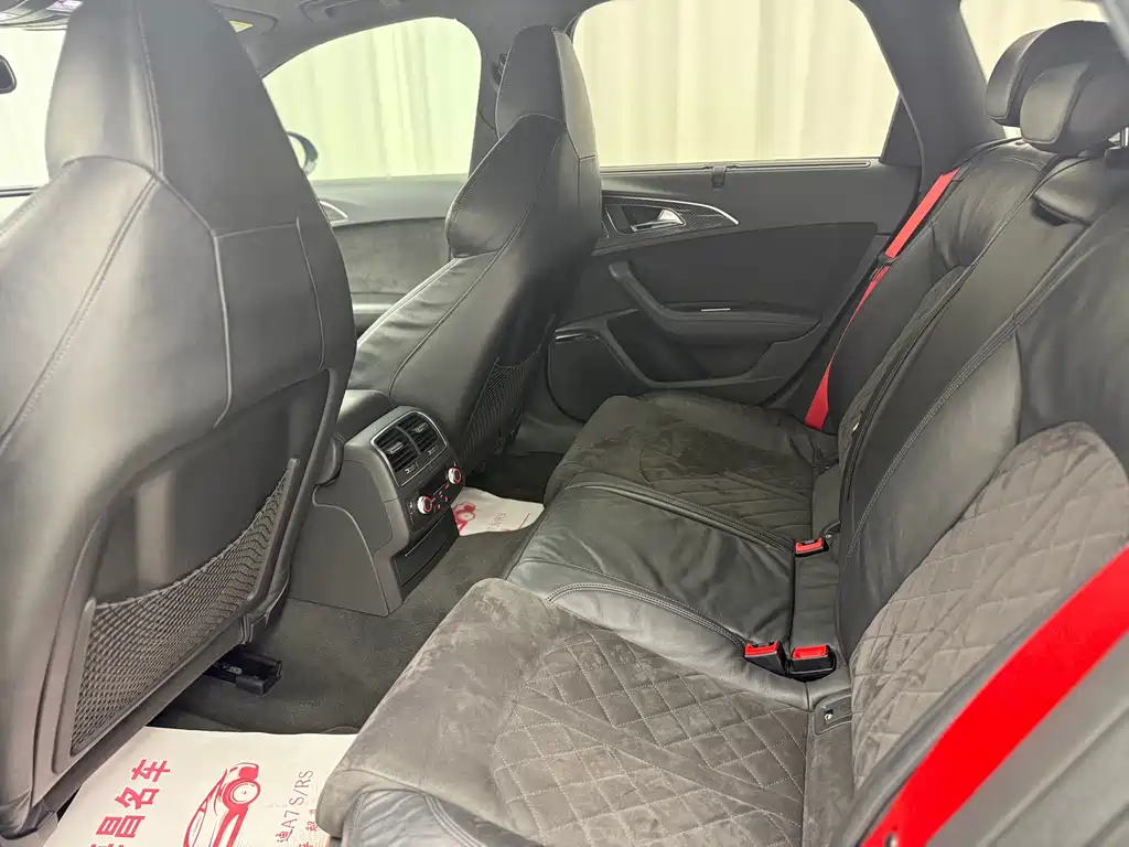 Audi RS 6 2016 RS 6 4.0T Avant