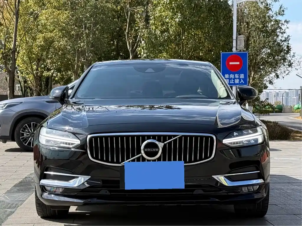 Volvo S90 2020