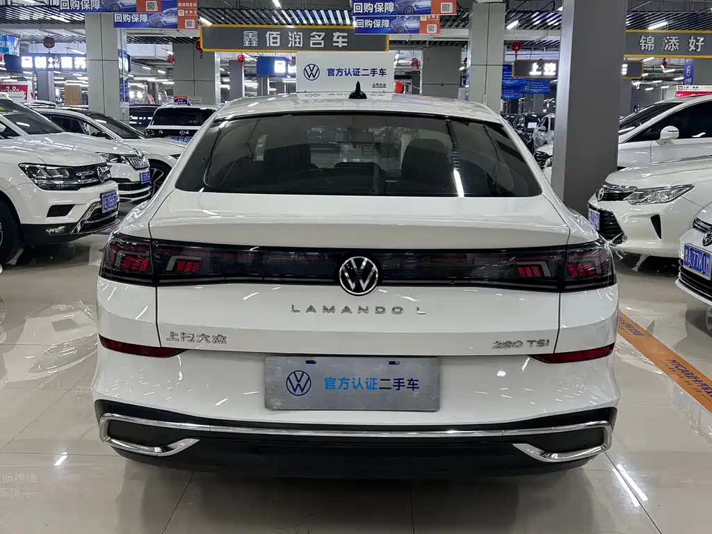 VOLKSWAGEN LINGDU