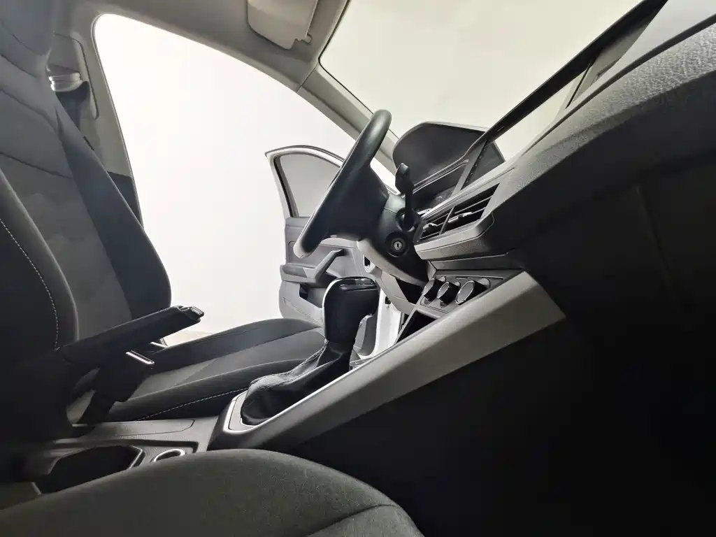 Volkswagen Polo — миниатюра 15