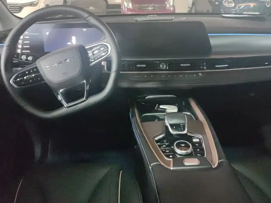 Chery Omoda — миниатюра 12