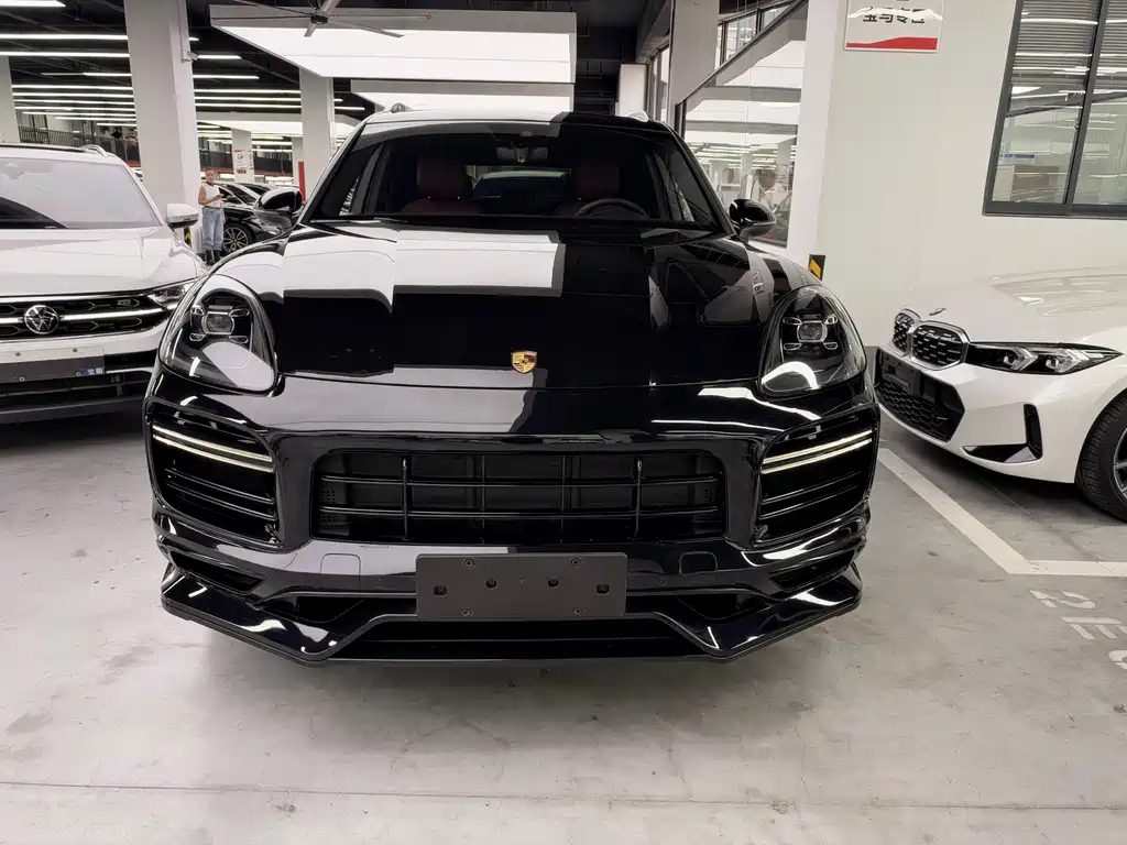Porsche Cayenne — миниатюра 2