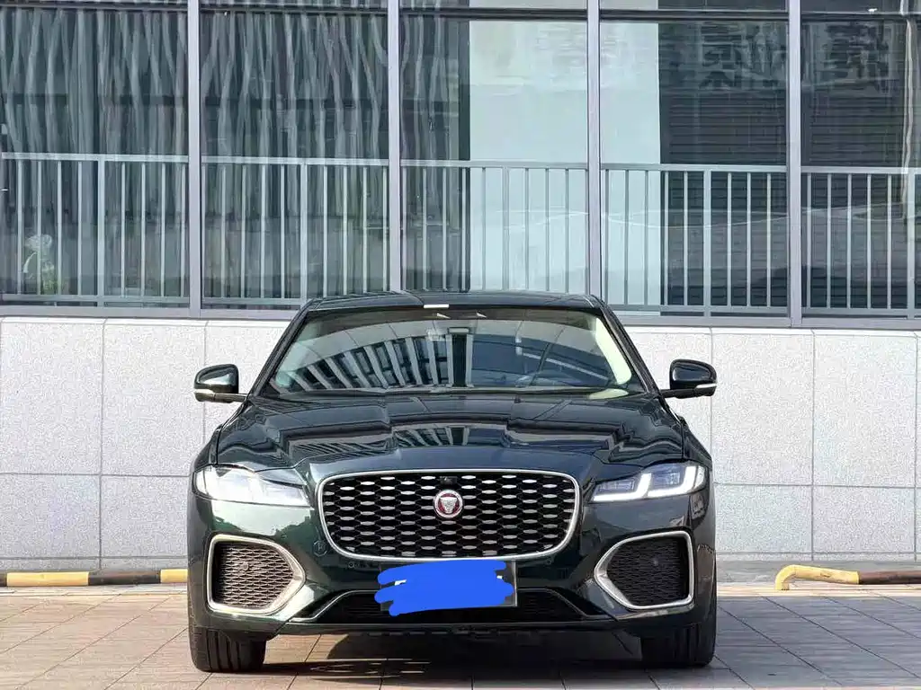Jaguar XFL — миниатюра 2