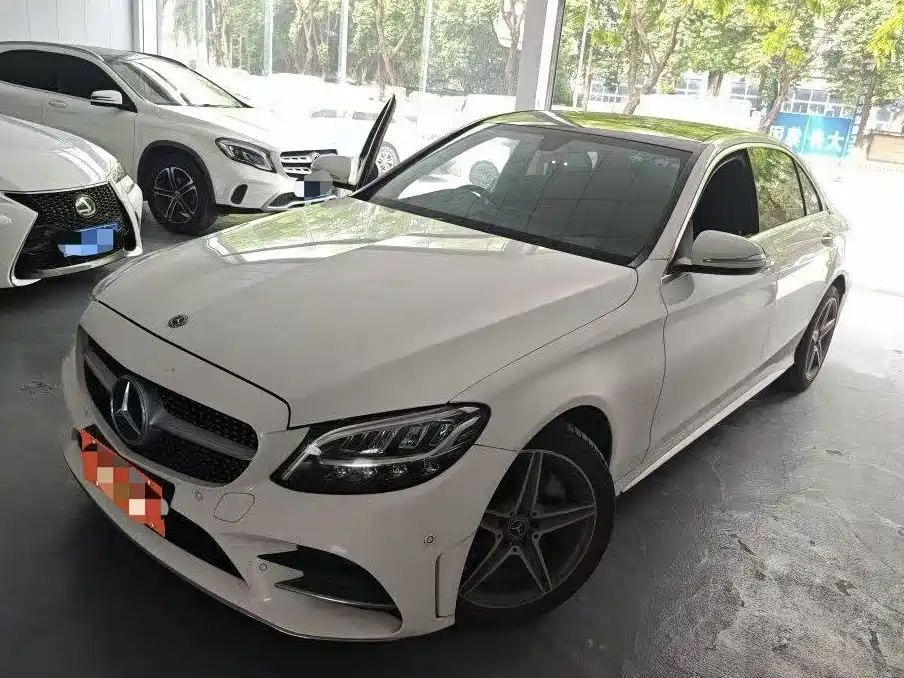 Mercedes-Benz C-Class 2019