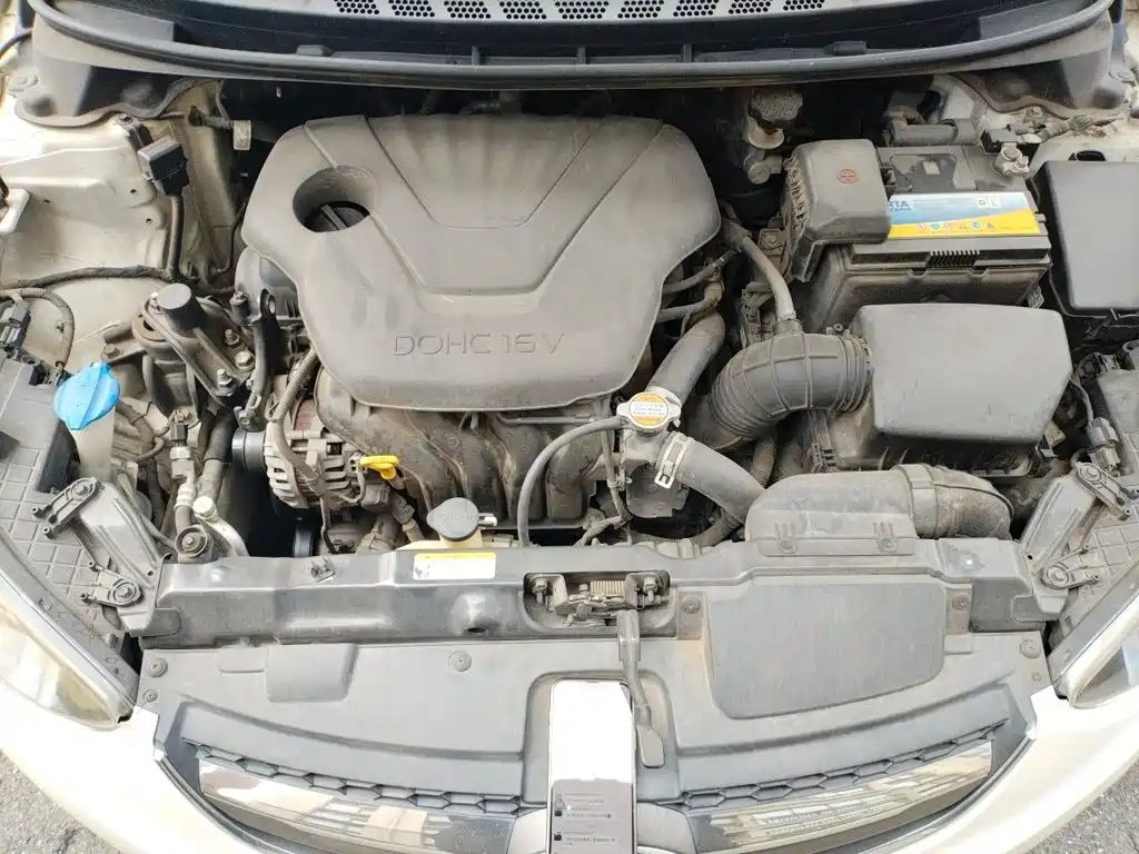Hyundai Elantra Langdong — миниатюра 17