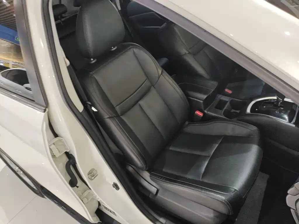 Nissan X-Trail — миниатюра 25