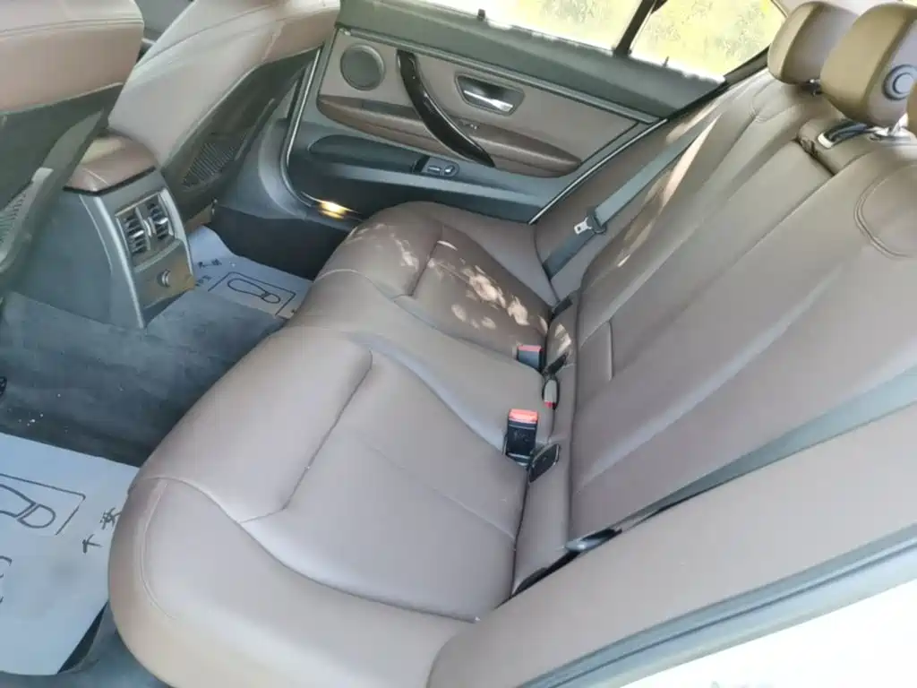 BMW 3 Series — миниатюра 17