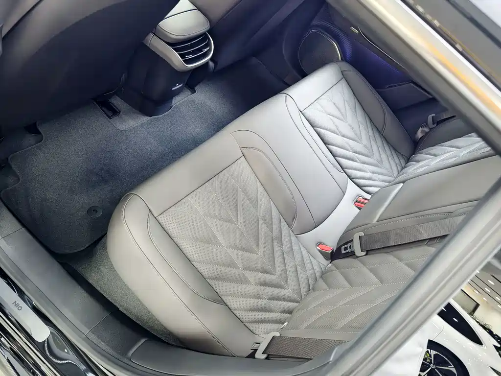 NIO ET5T — миниатюра 10