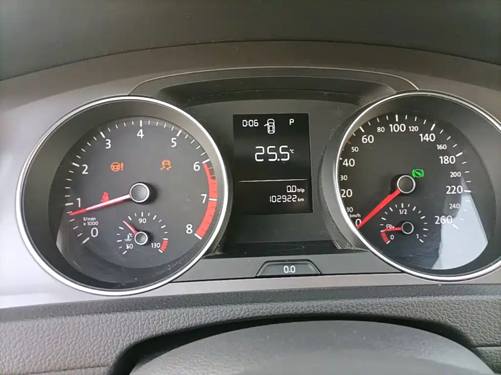 Volkswagen Golf — миниатюра 12