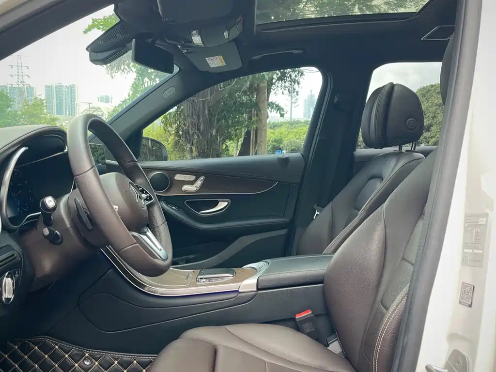 Mercedes-Benz GLC — миниатюра 10